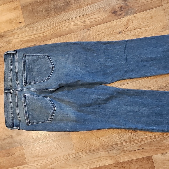👖Old Navy High-Rise Wow Straight Jeans - Picture 6 of 8